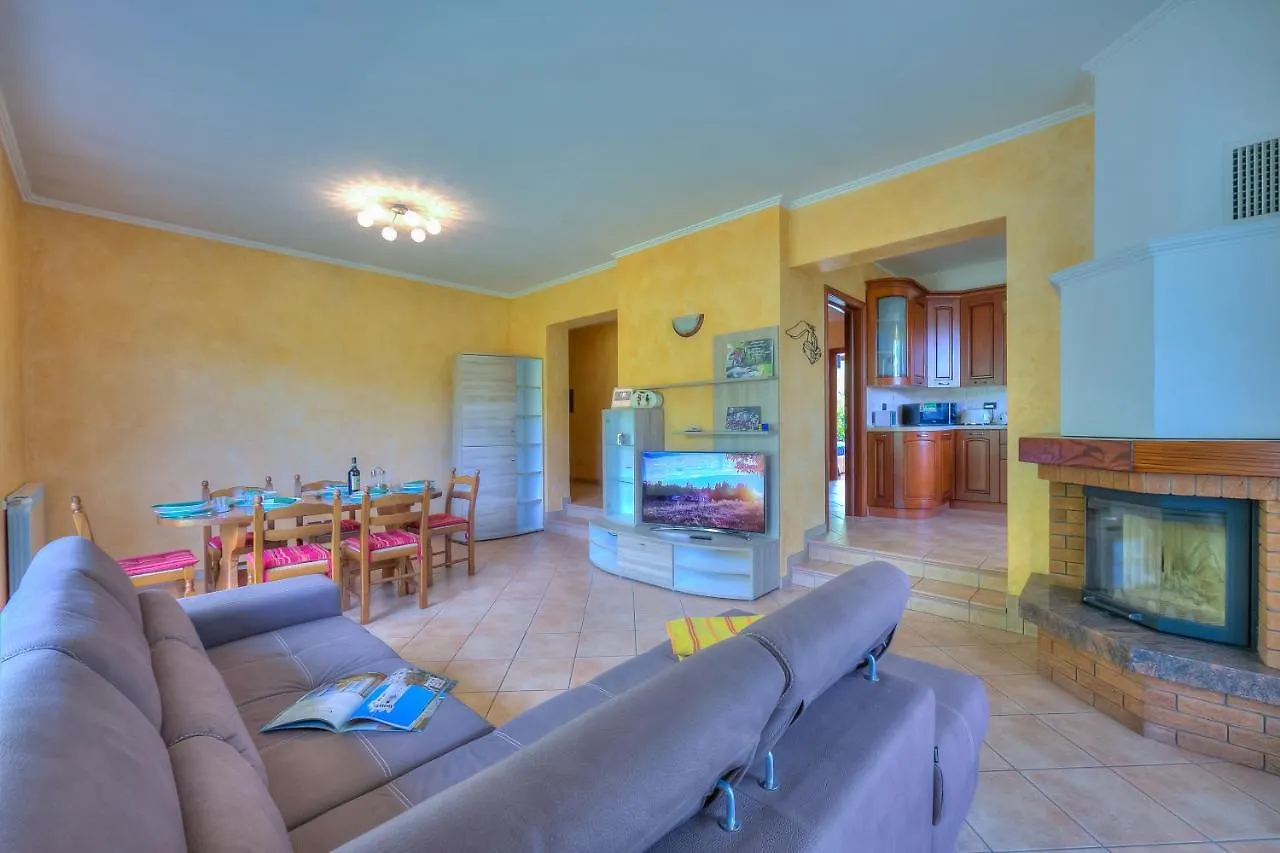 Il Sole Di Mirasole - Happy Rentals Leggiuno 0*,